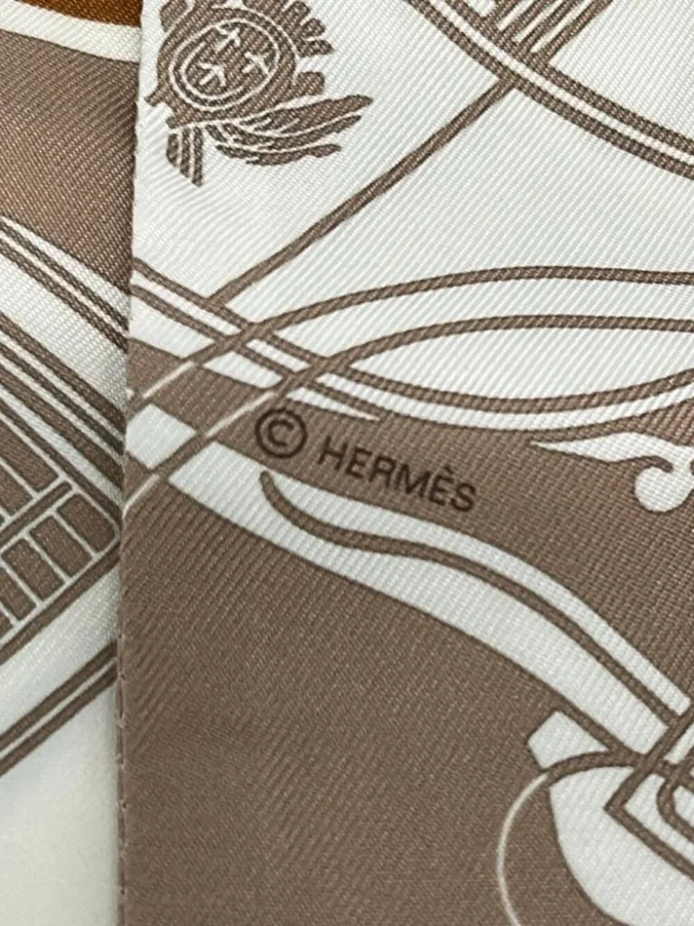Hermes accessories	none note	